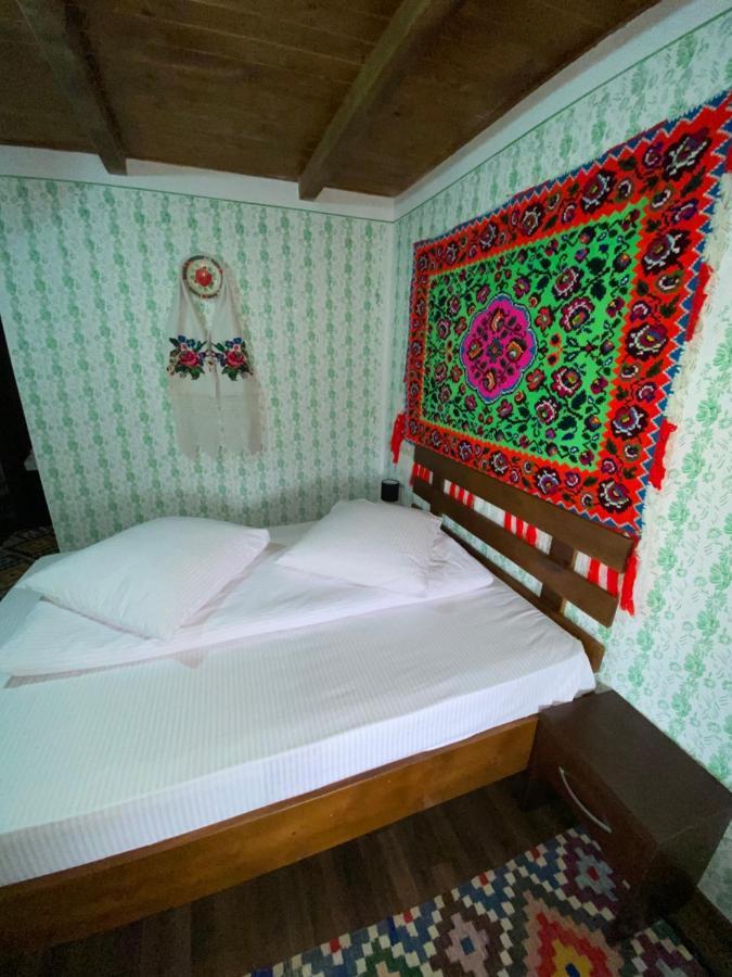 Floare De Maramures 1 Vadu Izei Bagian luar foto