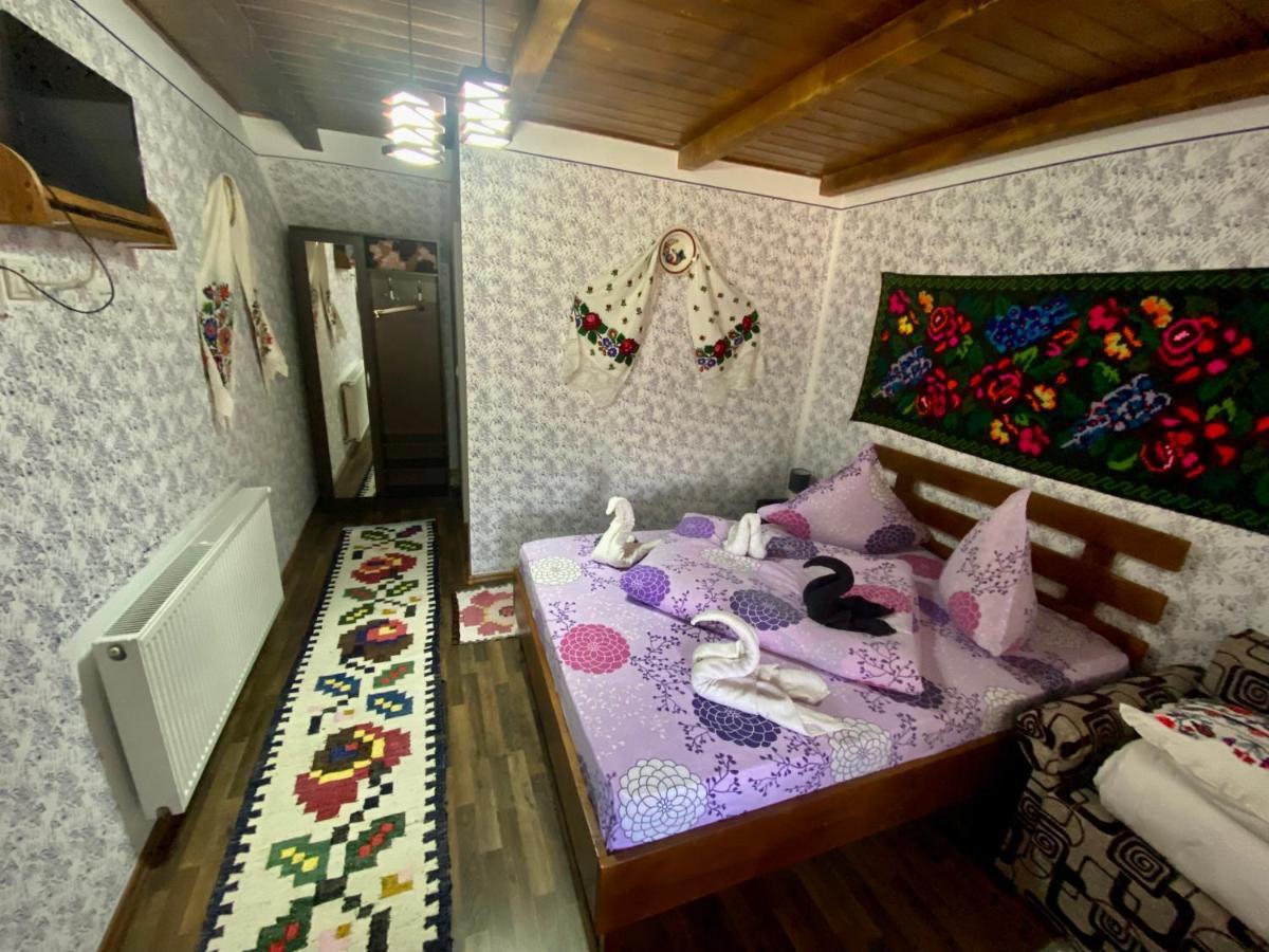 Floare De Maramures 1 Vadu Izei Bagian luar foto