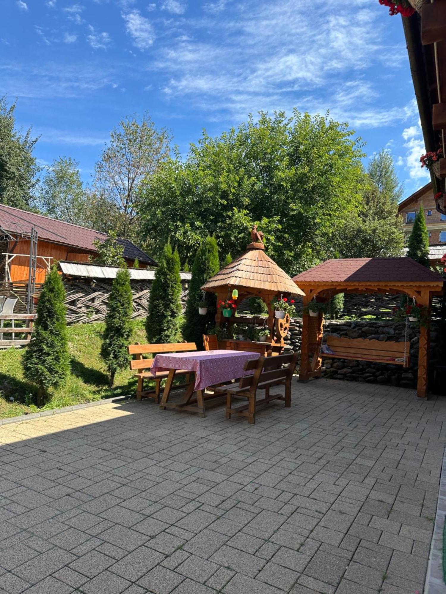 Floare De Maramures 1 Vadu Izei Bagian luar foto